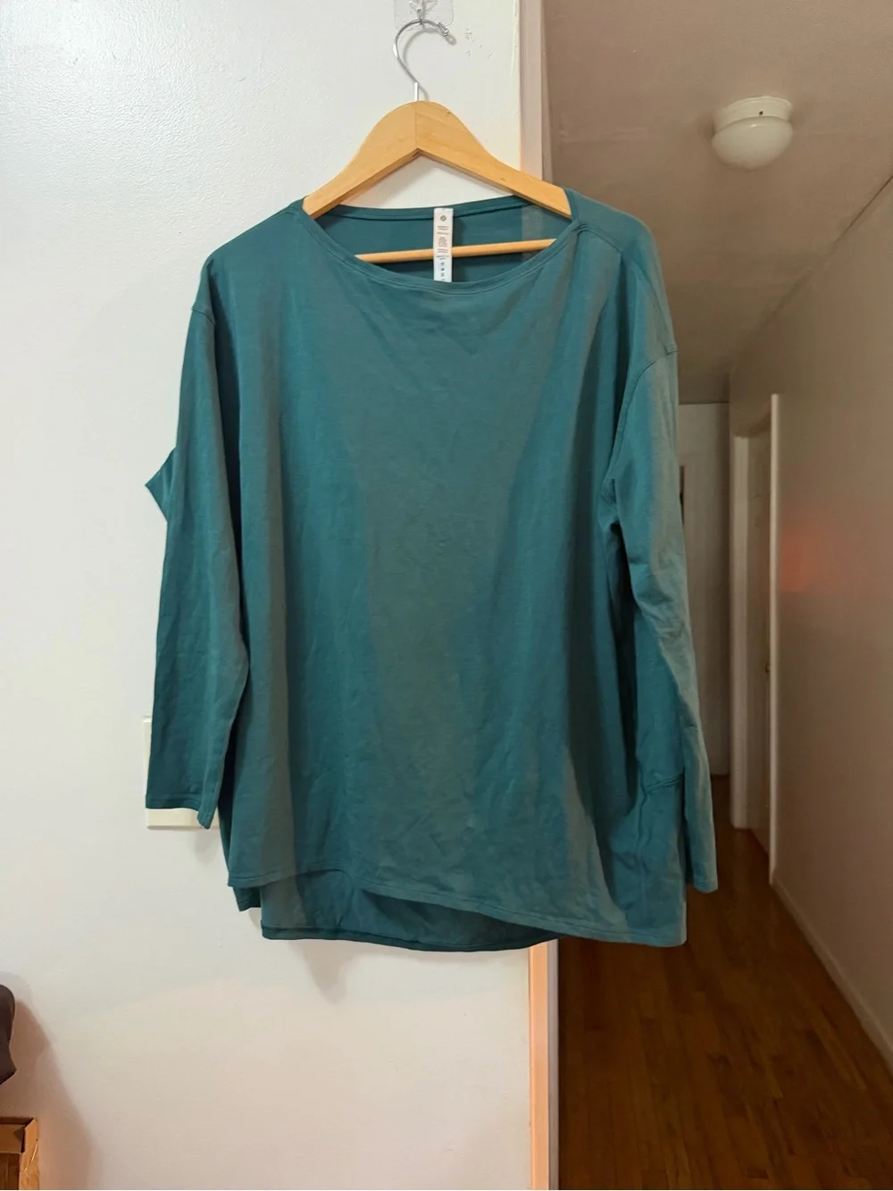 lululemon athletica Teal Long-Sleeve Relaxed Crew Top